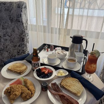 Peppermill Resort Spa Casino - Ordered room service! - Hotels Near Me - Reno, Nevada