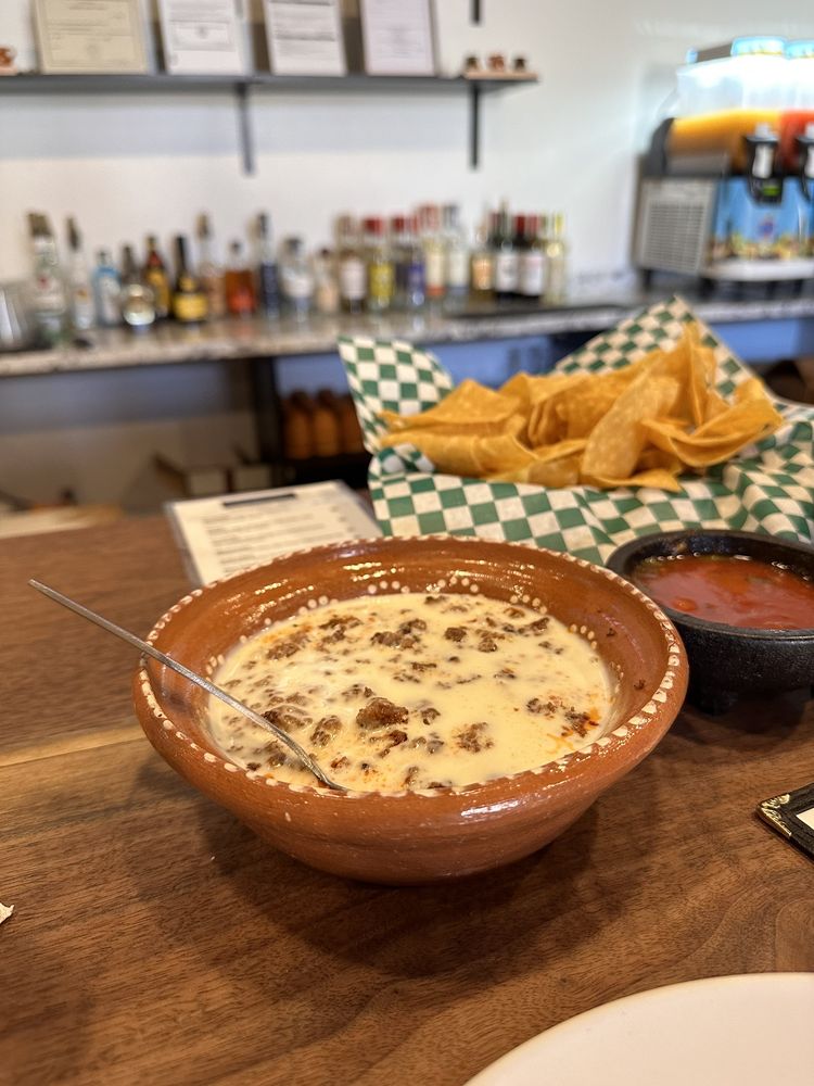 Social spots from Las Hefas