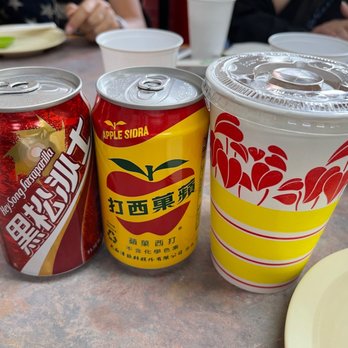 Seasons Taiwanese Eatery - Sarsaparilla, Apple Sidra and Winter Melon Drink - Taiwanese Near Me - Honolulu, Hawaii Seasons Taiwanese Eatery - Sarsaparilla, Apple Sidra and Winter Melon Drink - Taiwanese Near Me - Honolulu, Hawaii