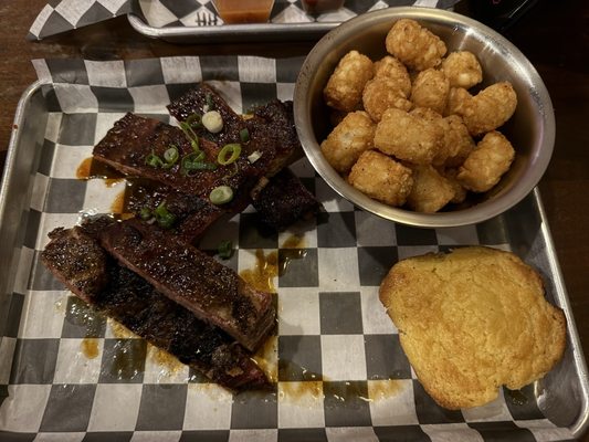 Embers Smokehouse and Tap by null