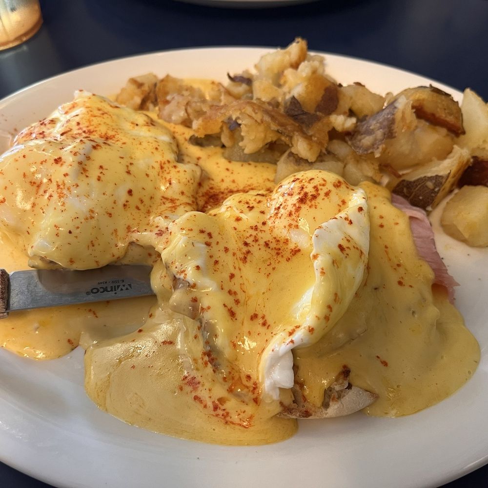Honeybees - The best eggs benny you will ever have! - New American Near Me - Geneva, Ohio Honeybees - The best eggs benny you will ever have! - New American Near Me - Geneva, Ohio
