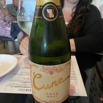 Tres Muchachos - Delicious Brut - Breakfast & Brunch Near Me - Costa Mesa, California