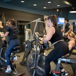 PEX Health and Fitness - Small group semi-private sessions HIIT for strength and endurance fitness gym near you!