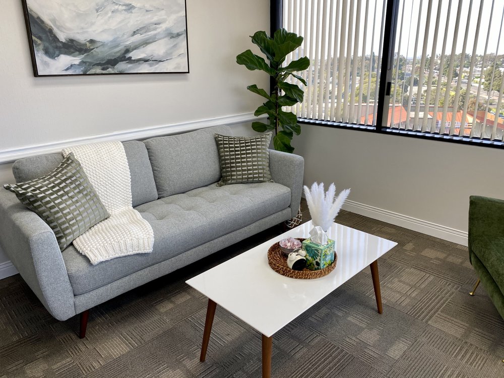 Helen Medina - grief counselor in Torrance, CA