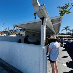 Peterson's Donut Corner - The line is worth it