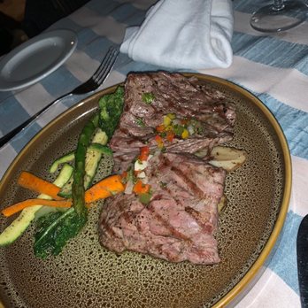 Castaway - Steak and veggies - Steakhouses Near Me - Puerto Vallarta, JAL