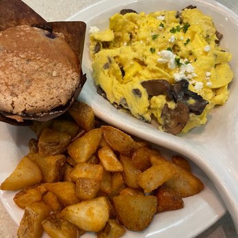 Wild Eggs - Mushroom Garlic Goat Cheese Scramble with potatoes and blueberry muffins - Breakfast & Brunch Near Me - Louisville, Kentucky