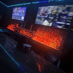 Last Shot Lounge - Bar