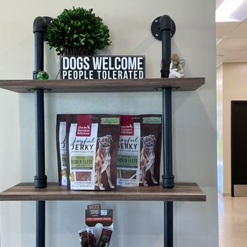Bed & Bark - Pet Boarding Near Me - Waxhaw, North Carolina