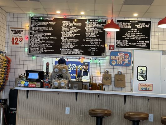 Tony & Pete’s by null