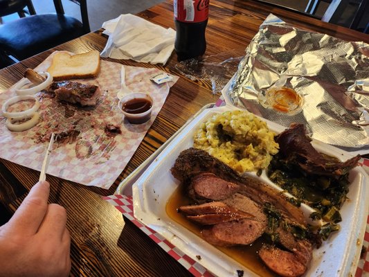 Flossie's Barbecue by null