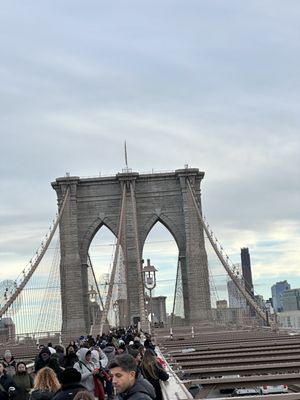 Brooklyn Bridge by null