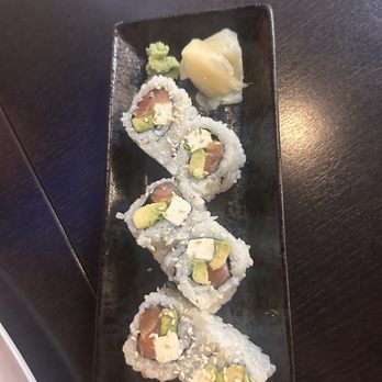 Huku Express - Philly roll - Japanese Near Me - Fairfield, California