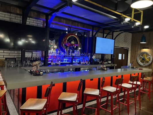 Lou Malnati's Pizzeria by null