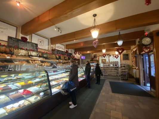 Syrena Bakery by null