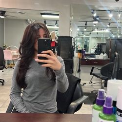 Hairillusions Supplies & Salon