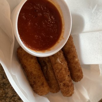 Amato's Pizza and More - Mozzarella sticks - Pizza Near Me - Chicago, Illinois Amato's Pizza and More - Mozzarella sticks - Pizza Near Me - Chicago, Illinois