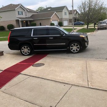 Class Act Transportation - One of our elegant Cadillac Escalade ESVs is ready to keep you and your group aride ahead for a business meeting, airport transfers . - Limos Near Me Class Act Transportation - One of our elegant Cadillac Escalade ESVs is ready to keep you and your group aride ahead for a business meeting, airport transfers . - Limos Near Me