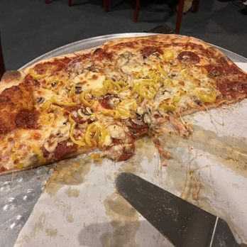 Uncle Mikey's Brick Oven Pizza - Pepperoni onion mushroom and banana peppers - Pizza Near Me - Murrells Inlet, South Carolina Uncle Mikey's Brick Oven Pizza - Pepperoni onion mushroom and banana peppers - Pizza Near Me - Murrells Inlet, South Carolina