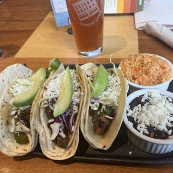 Squatters Pubs - Carne asada tacos - Brewpubs Near Me - Salt Lake City, Utah