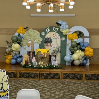 Up Up and Amaze - Winnie the pooh baby shower display - Party & Event Planning Near Me Up Up and Amaze - Winnie the pooh baby shower display - Party & Event Planning Near Me