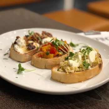 Orofino - Trio Bruschetta - Italian Near Me - Fredericksburg, Virginia