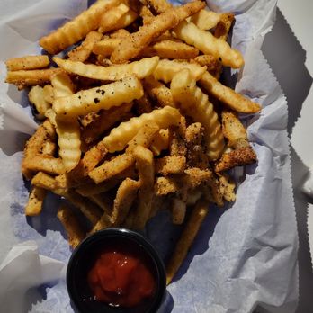 Starz Ultra Lounge - 2 Different kinds of Fries ...Cold and no flavor - Seafood Near Me - Baldwin, New York Starz Ultra Lounge - 2 Different kinds of Fries ...Cold and no flavor - Seafood Near Me - Baldwin, New York