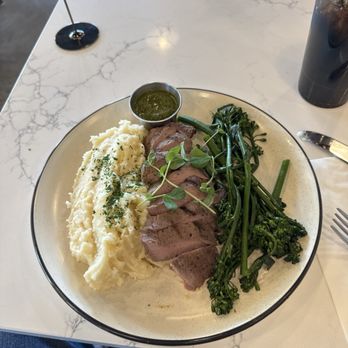 Kitchen Eighty Eight - Grilled Tri-Tip - Salad Near Me - Kaysville, Utah