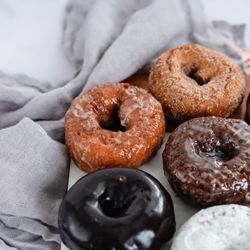 Maverick's Donuts