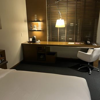 Le Germain Hotel Calgary - Hotel room - Hotels Near Me - Calgary, Alberta Le Germain Hotel Calgary - Hotel room - Hotels Near Me - Calgary, Alberta