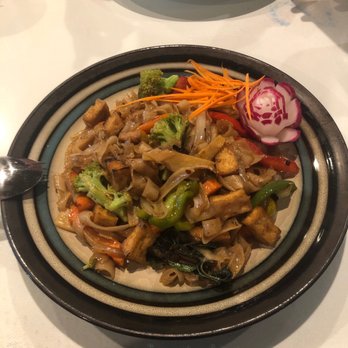 Thai Silver Spoon - Drunken Man Noodles with tofu - Thai Near Me - Springboro, Ohio Thai Silver Spoon - Drunken Man Noodles with tofu - Thai Near Me - Springboro, Ohio