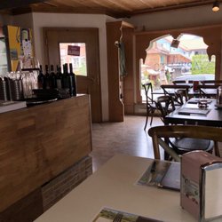 Bistro Appetito - The cozy interior
