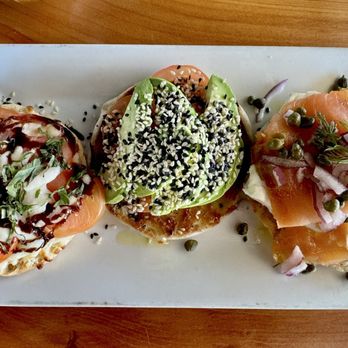 Oyhut Bay Grill - Toast Trio - Salad Near Me - Ocean Shores, Washington