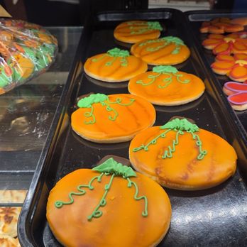 Torrance Bakery - Cookies 11-26-2025 - Bakeries Near Me - Torrance, California Torrance Bakery - Cookies 11-26-2025 - Bakeries Near Me - Torrance, California