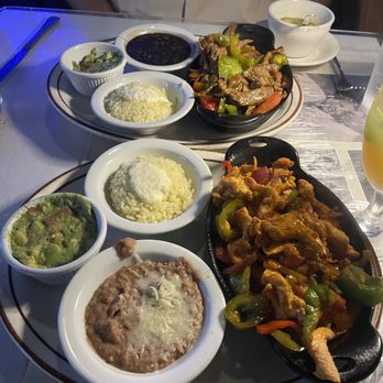 Casablanca Restaurant - chicken and beef fajitas - Mexican Near Me - Venice, California Casablanca Restaurant - chicken and beef fajitas - Mexican Near Me - Venice, California