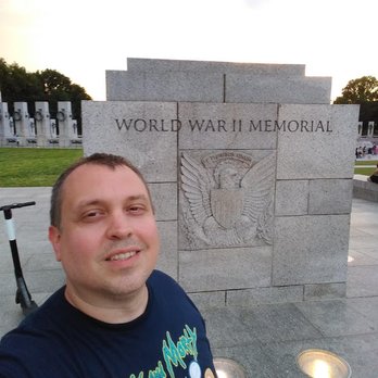 World War II Memorial - Me at the entrance - Landmarks & Historical Buildings Near Me - Washington, DC, District of Columbia