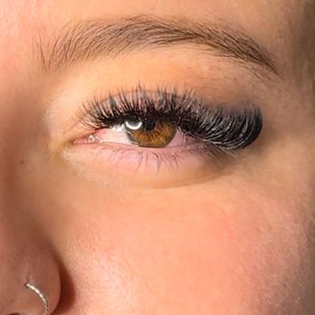 Trinibeauty - Volume cat eye - Estheticians Near Me - Albuquerque , New Mexico