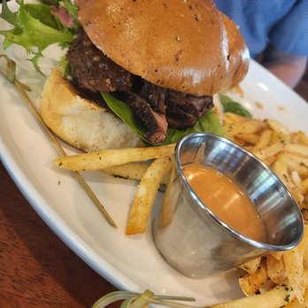 Range - Steak burger for lunch - Steakhouses Near Me - San Antonio, Texas