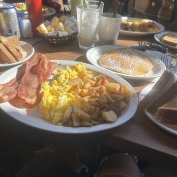 Stacked Pancake & Breakfast House - Breakfast & Brunch Near Me - Toronto, Ontario