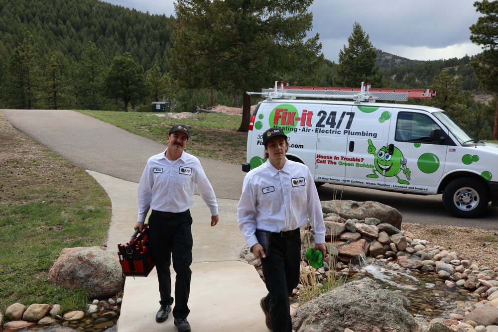 Slide of Fix-it 24/7