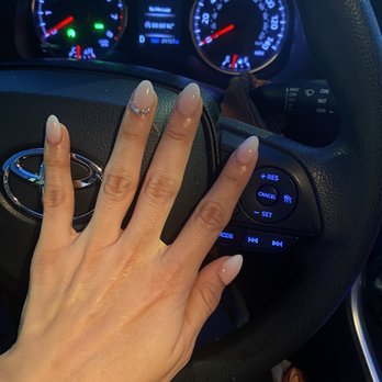 MT Nails - Nail Salons Near Me - Sacramento, California