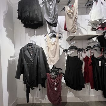 Charlotte Russe - Blouses - Women's Clothing Near Me - Des Peres, Missouri Charlotte Russe - Blouses - Women's Clothing Near Me - Des Peres, Missouri