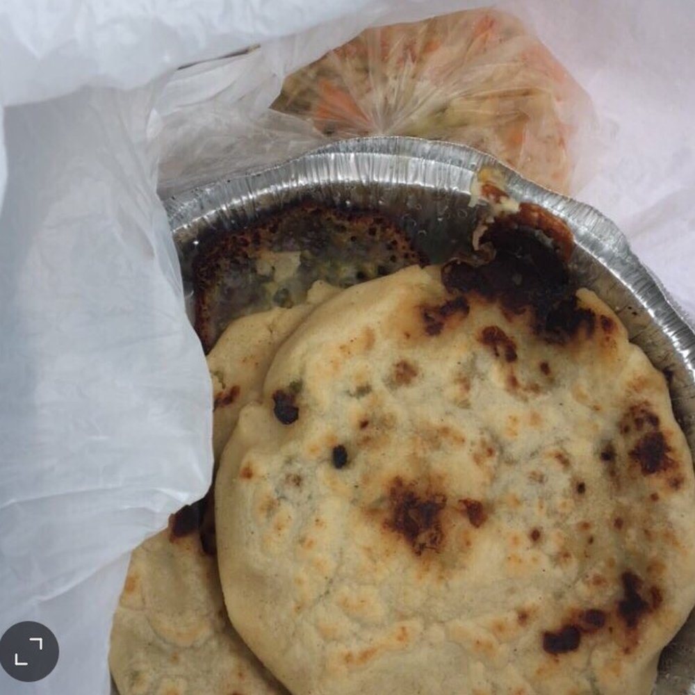 D'Anna's Deli & Pizzeria - Pupusas de loroco - Pizza Near Me - Flushing, New York