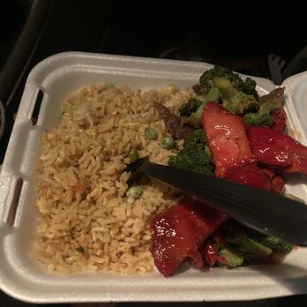 Wok Experience - This rice is delicious. Bbq chicken too. Even the broccoli and beef - Chinese Near Me - Anaheim, California Wok Experience - This rice is delicious. Bbq chicken too. Even the broccoli and beef - Chinese Near Me - Anaheim, California