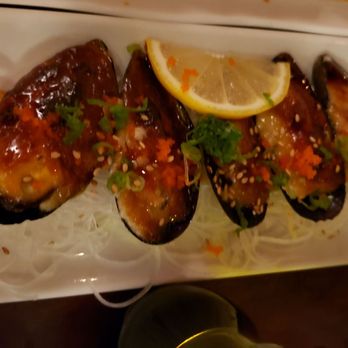 Mama M Sushi - Baked Green Mussels $7.95 - Japanese Near Me - Pasadena, California