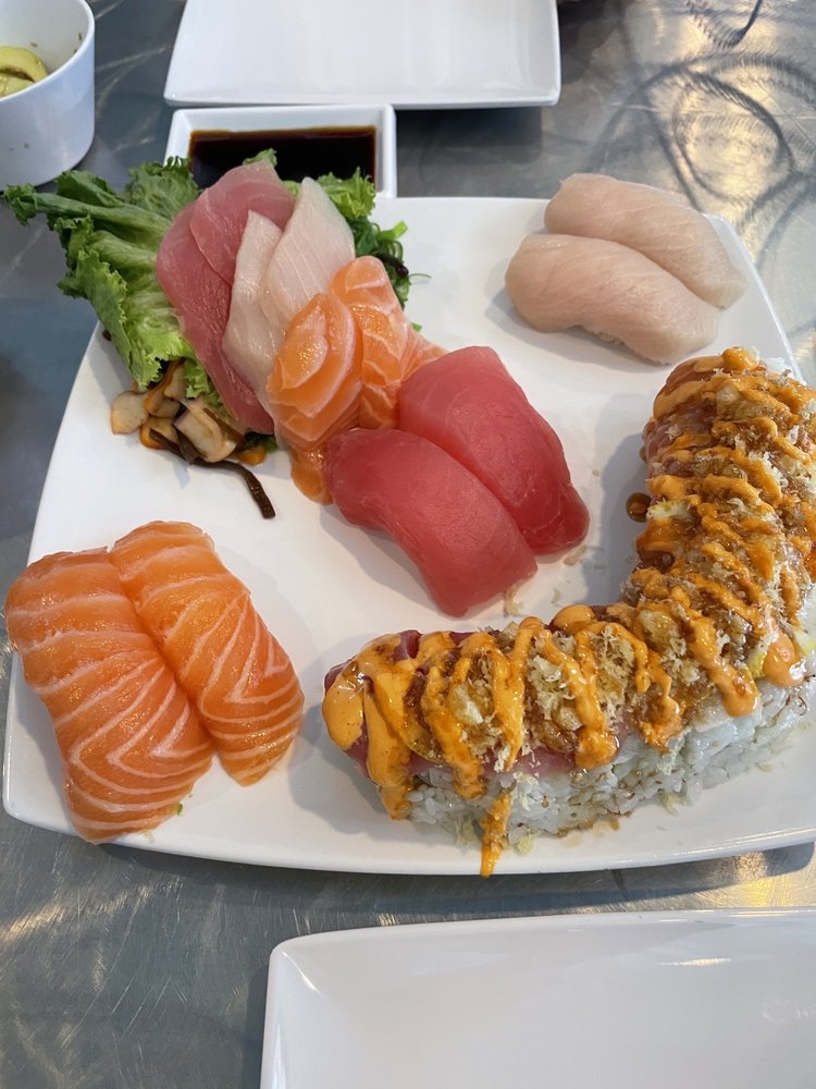 Trapper's Sushi - Bonney Lake
