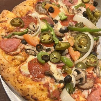 Pap's Italian Grill - Supreme pizza with jalapeños - Italian Near Me - Bandera, Texas