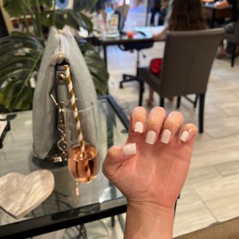 Casa Beauty - Nail Salons Near Me - Aventura, Florida
