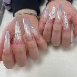 MJ Nail Island