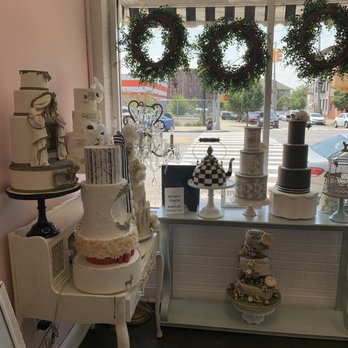 There Should Always Be Cake - Inside - Cupcakes Near Me - Bronx, New York